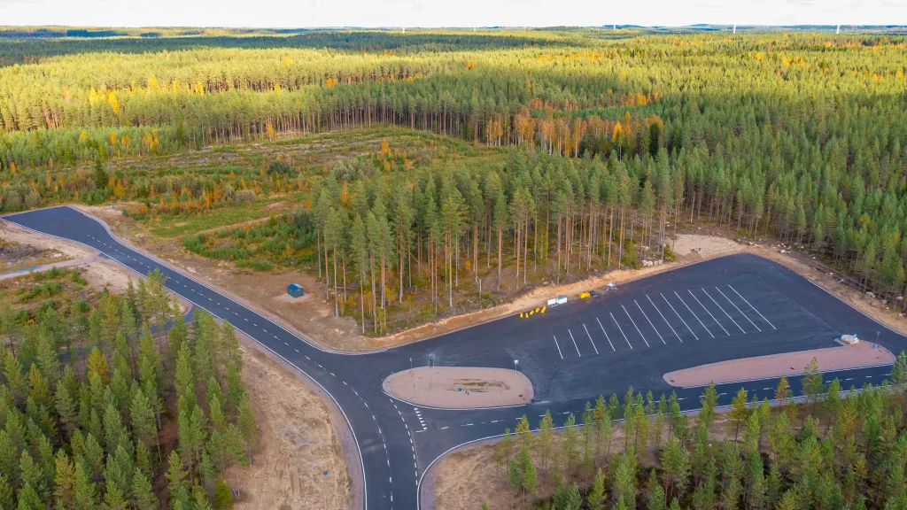 Karstulan Koivurannan teollisuusalueen infrasuunnittelu - Referenssi - Aluetaito Oy